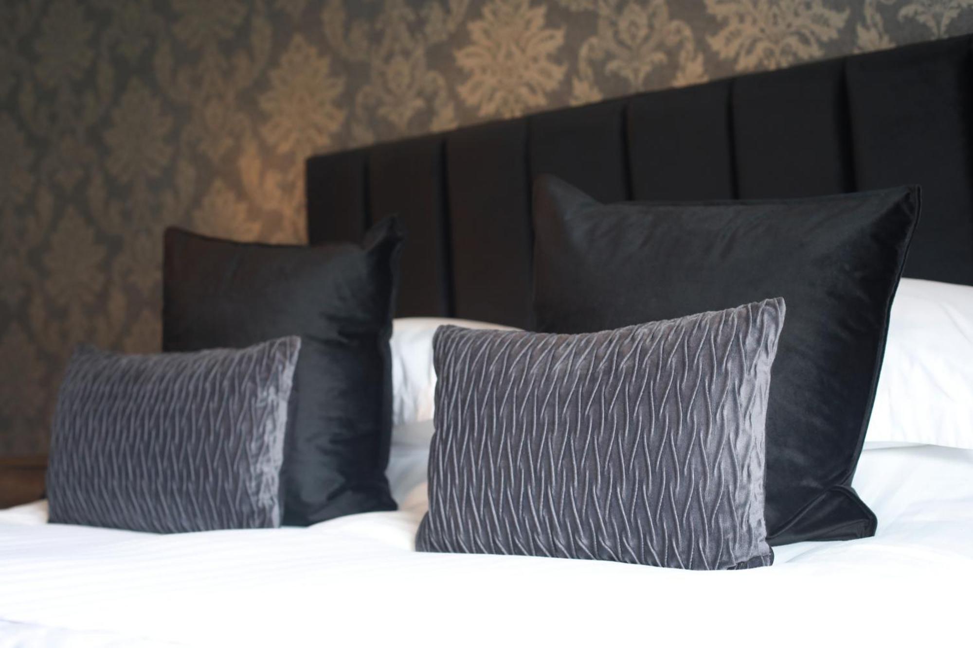 Oyo Glyn Valley Hotel Llansantffraid Llansantffraid Glyn Ceiriog Buitenkant foto